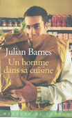 Un hommes dans sa cuisine